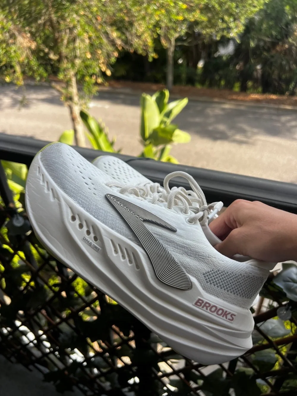 Brooks Women's Glycerin Max - Picture 9 of 9